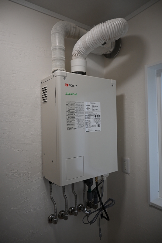 給湯ボイラー